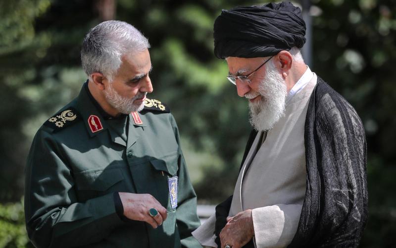 Imágenes inéditas del general Qasem Soleimaní y el imam Jameneí