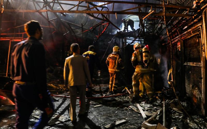 Pésame del imam Jameneí tras fallecer varias personas en el desgraciado incendio de Teherán