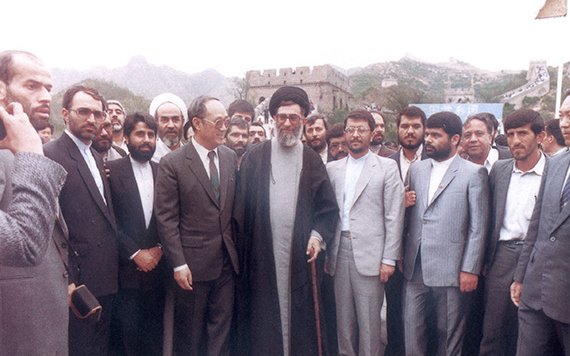 El presidente que quedó amedrentado ante la comitiva iraní