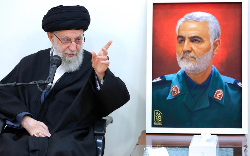 «El mártir Soleimaní hizo poderosa a la Resistencia en Palestina, Irak, Siria y Yemen»